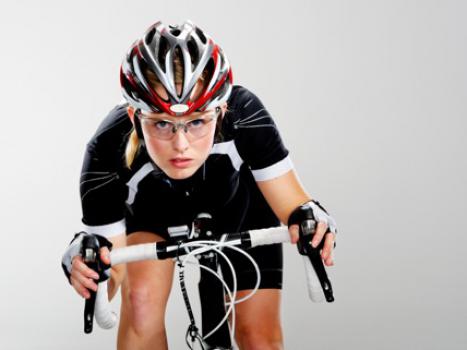 Ciclismo femminile: come il ciclo mestruale influenza l'allenamento